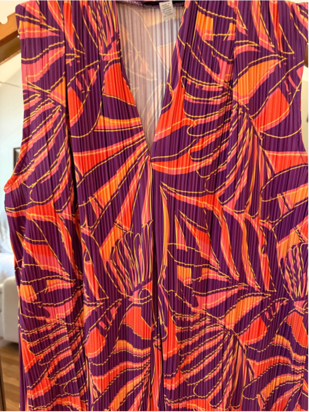 Cable & Gauge Blouse Women's Large Purple Orange Leaf Print Pleated - Picture 2 of 4